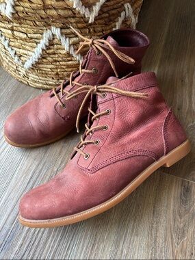 Kodiak Women's Leather Lace-Up Ankle Boots in Brick Red 8